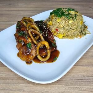 Teppan especial yakimeshi - Image 1