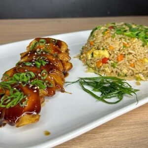 Teppan de pollo yakimeshi - Image 1